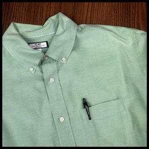 Men’s large Old Navy button up shirt #Sexxy